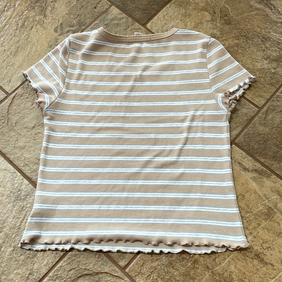 + HIPPIE ROSE + Ribbed & Ruffle Top Bundle - Picture 11 of 11